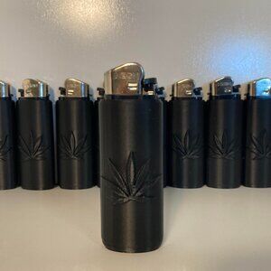 3 Custom Pot Leaf Sleeve with Lighter: B-M3 (Black Matte Finish)